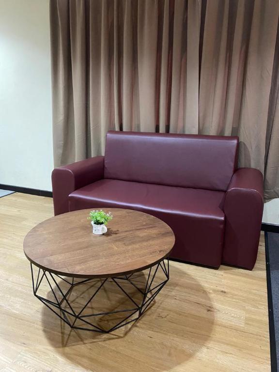 Hotel Perdana Лавас Екстериор снимка